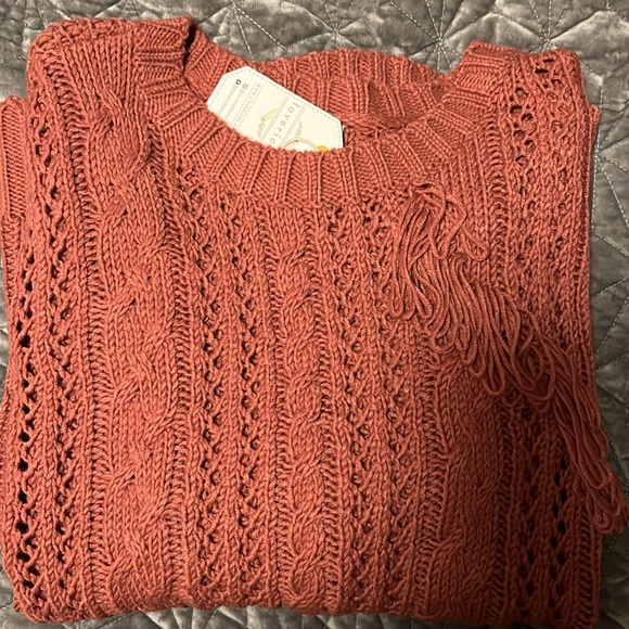 Love Richie Rust Brick Distressed Cable Knit Sweater Top NWT - Picture 11 of 14